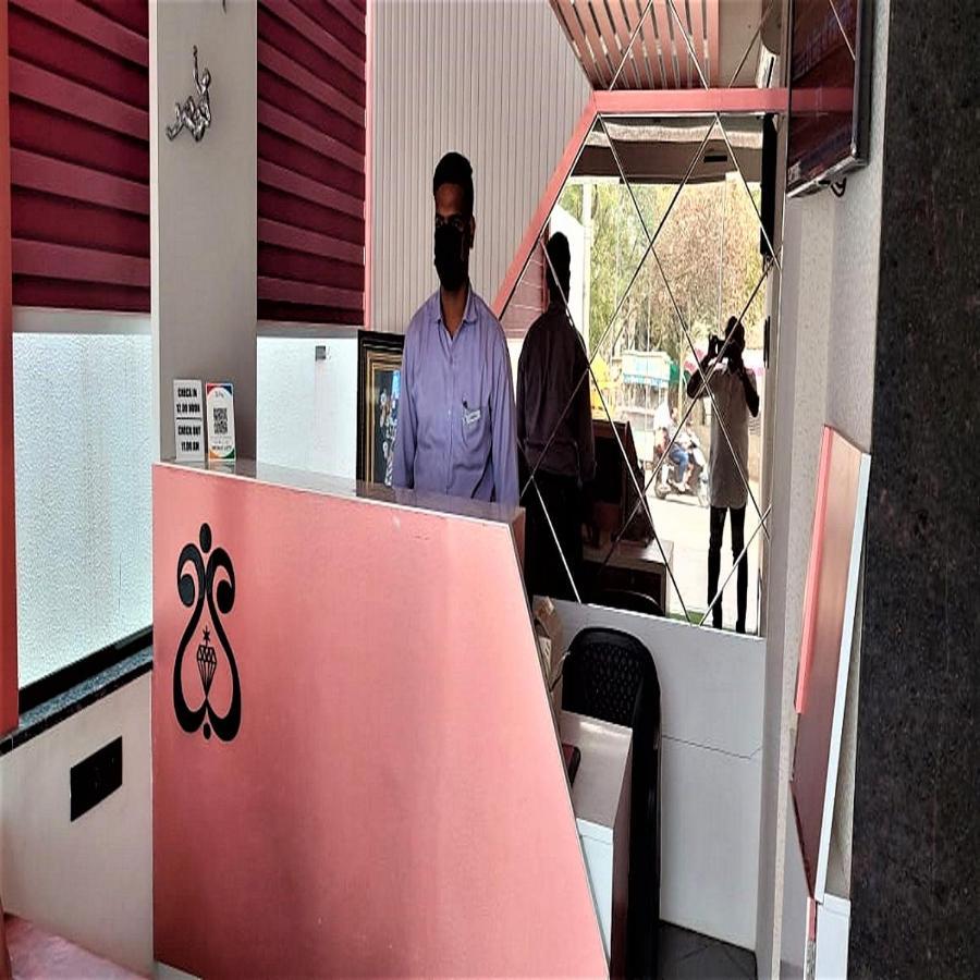 Hotel Rose Gold Ahmednagar Eksteriør bilde