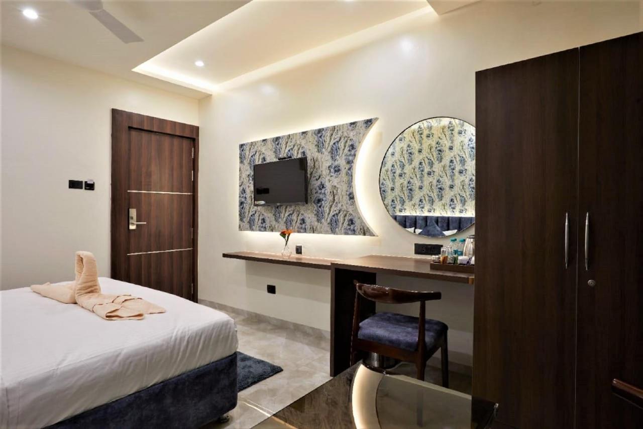 Hotel Rose Gold Ahmednagar Eksteriør bilde